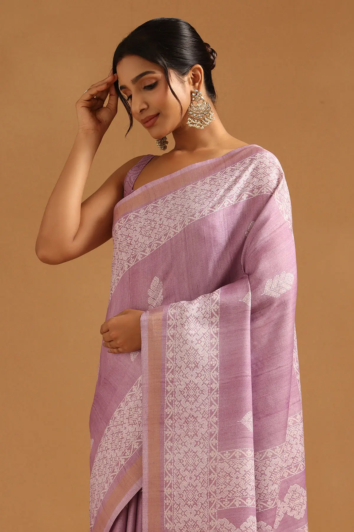 Lavender Art Silk Ethnic Motifs Saree